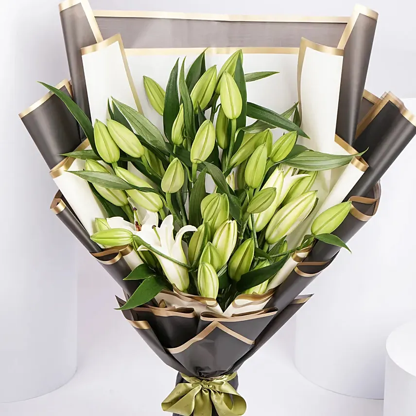 Beautiful Lilies Bouquet - Image 3
