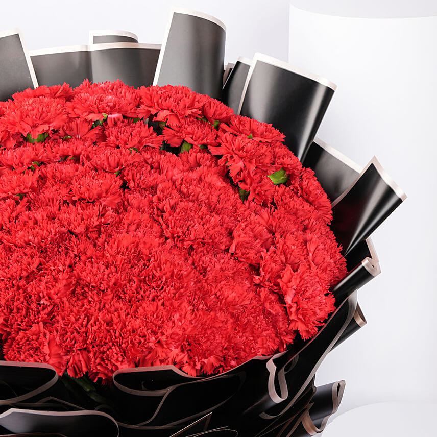 Red Carnations Bouquet - Image 4
